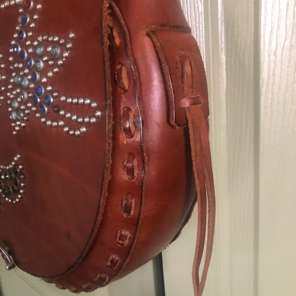 Leather stud and crystal shoulder bag - Picture 4 of 8